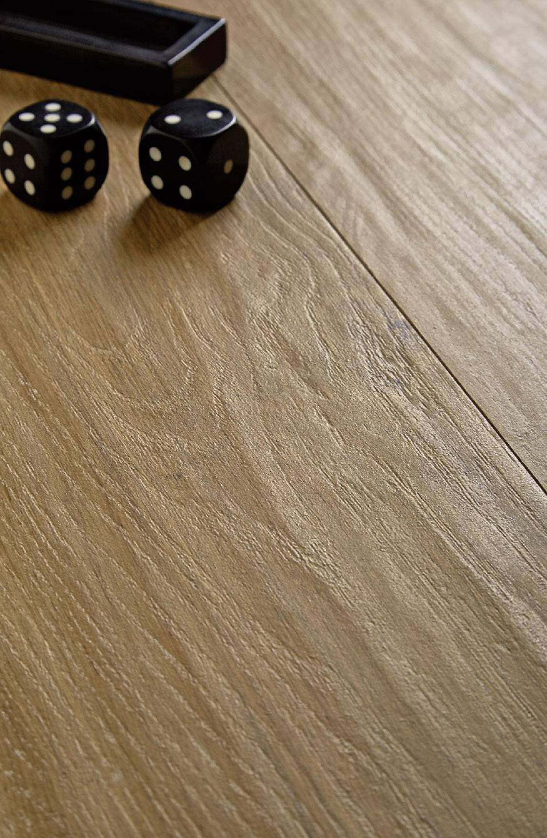 Closeup van houtlook tegels marazzi treverklife
